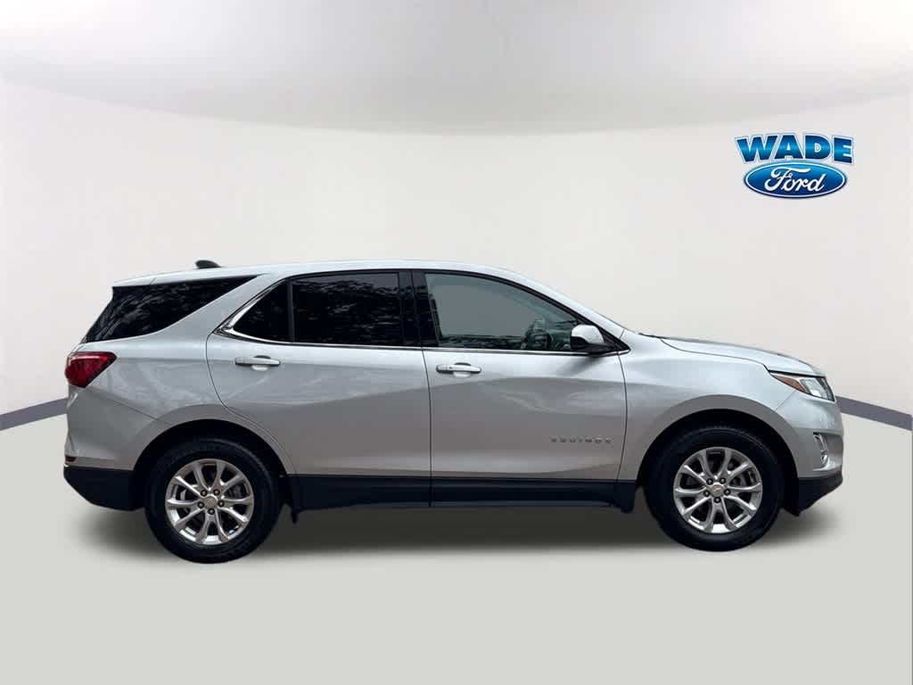 Thumbnail: 2020 Chevrolet Equinox - 4