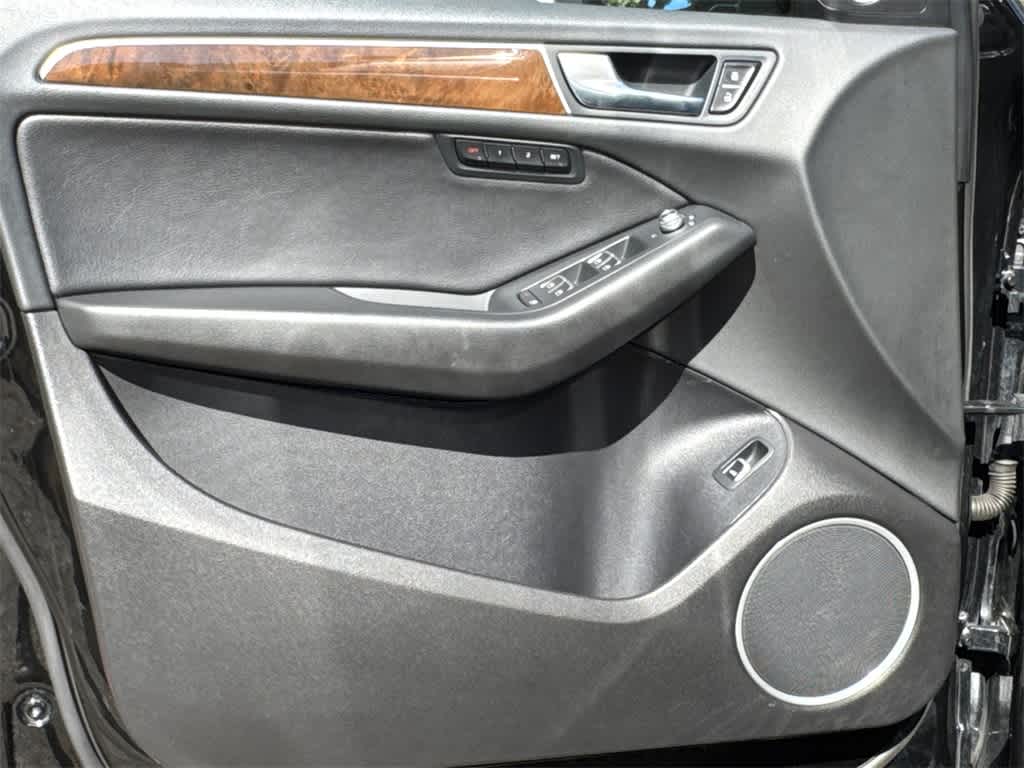 Thumbnail: 2016 Audi Q5 - 11