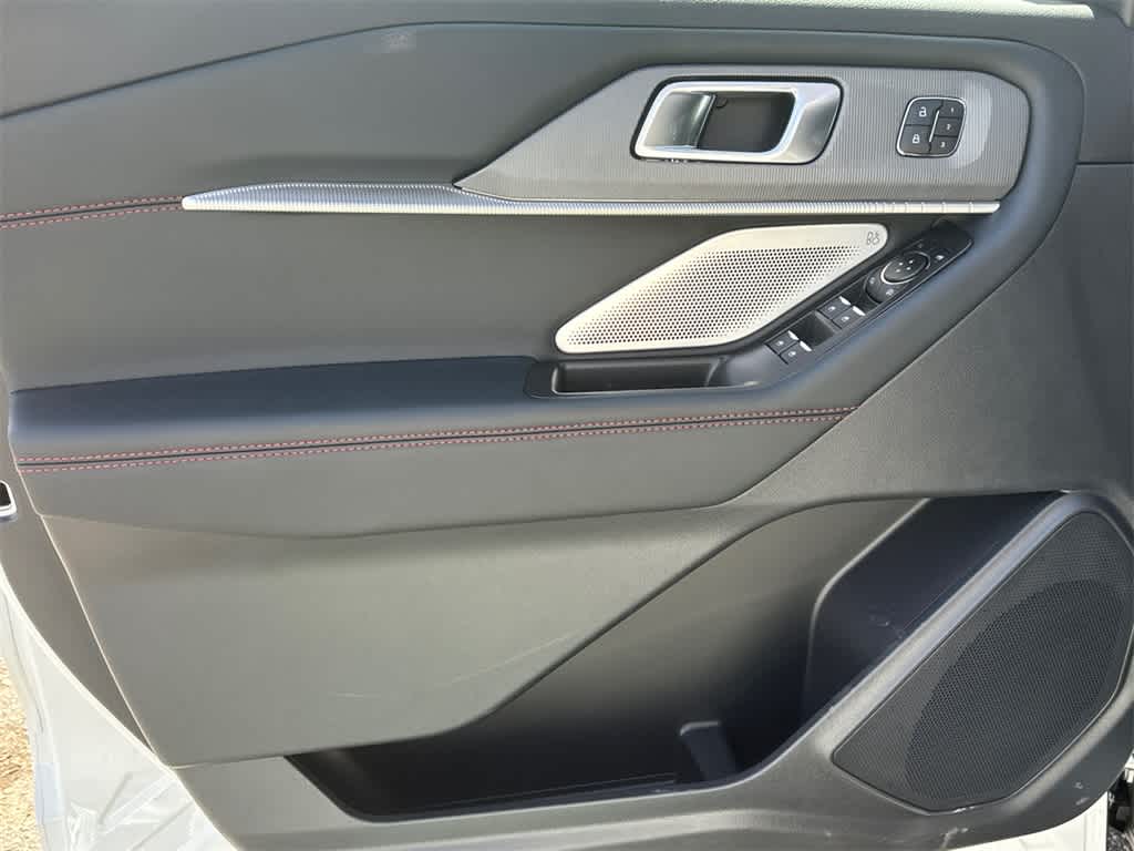 Thumbnail: 2025 Ford Explorer - 11