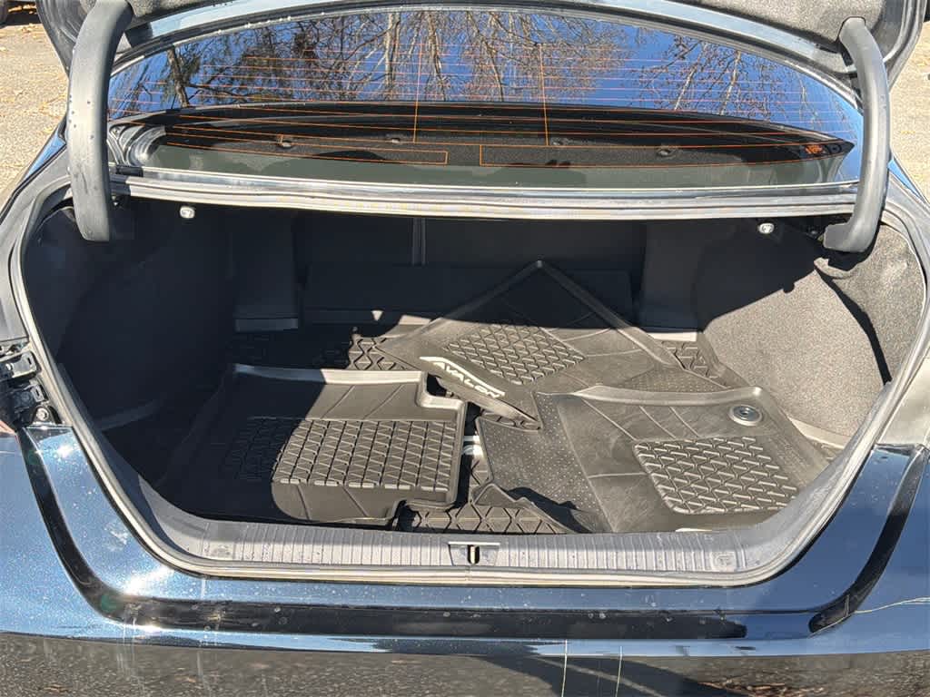 Thumbnail: 2021 Toyota Avalon - 16