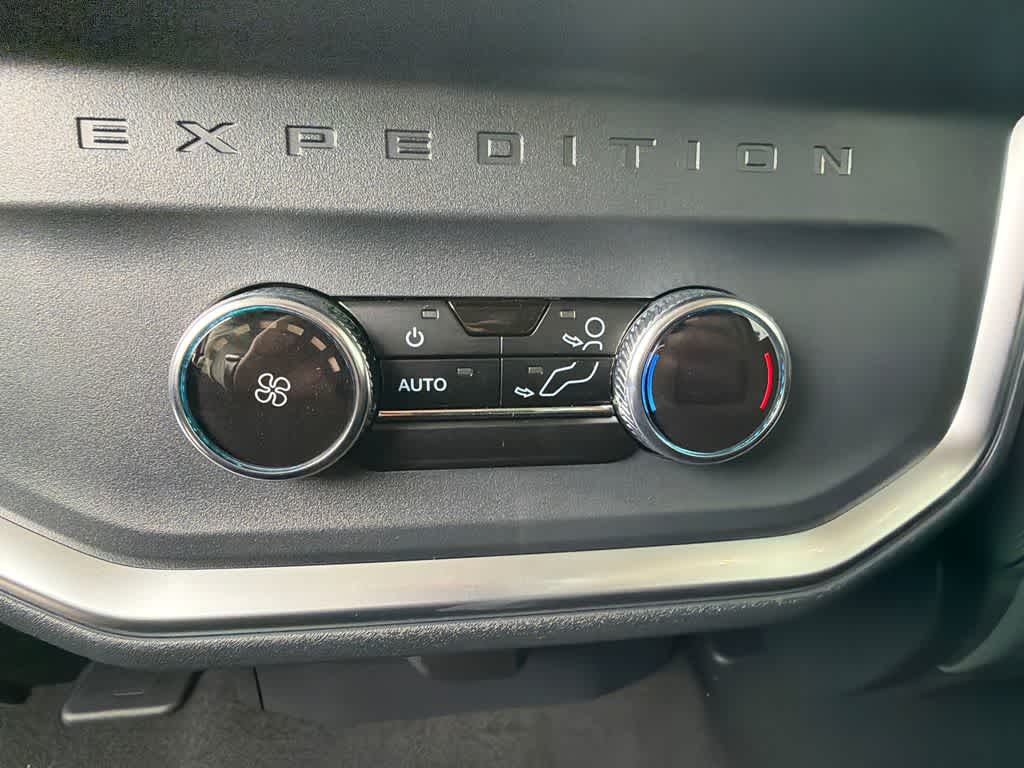 Thumbnail: 2026 Ford Expedition MAX - 21