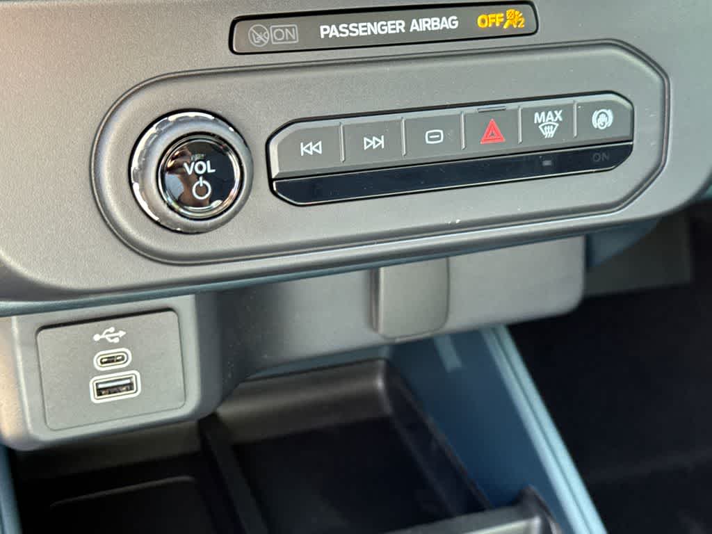 Thumbnail: 2025 Ford Maverick - 24