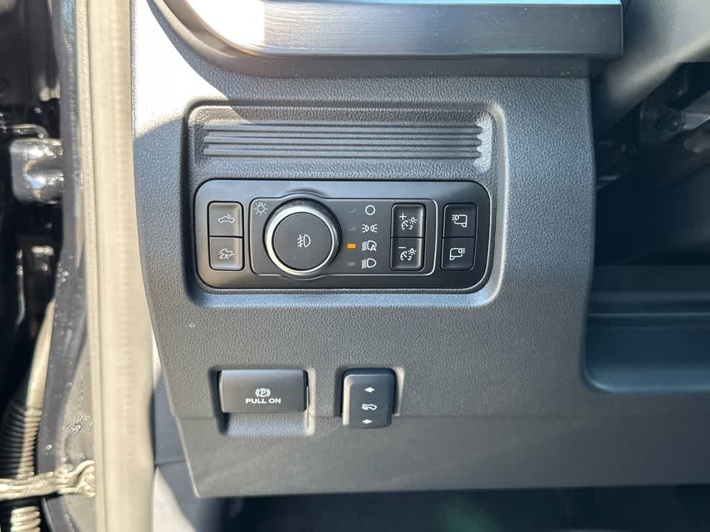 Thumbnail: 2026 Ford F-350 - 31