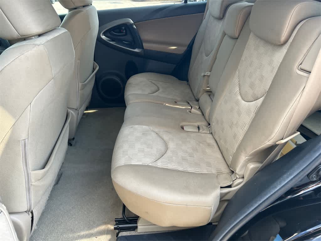 Thumbnail: 2010 Toyota RAV4 - 17