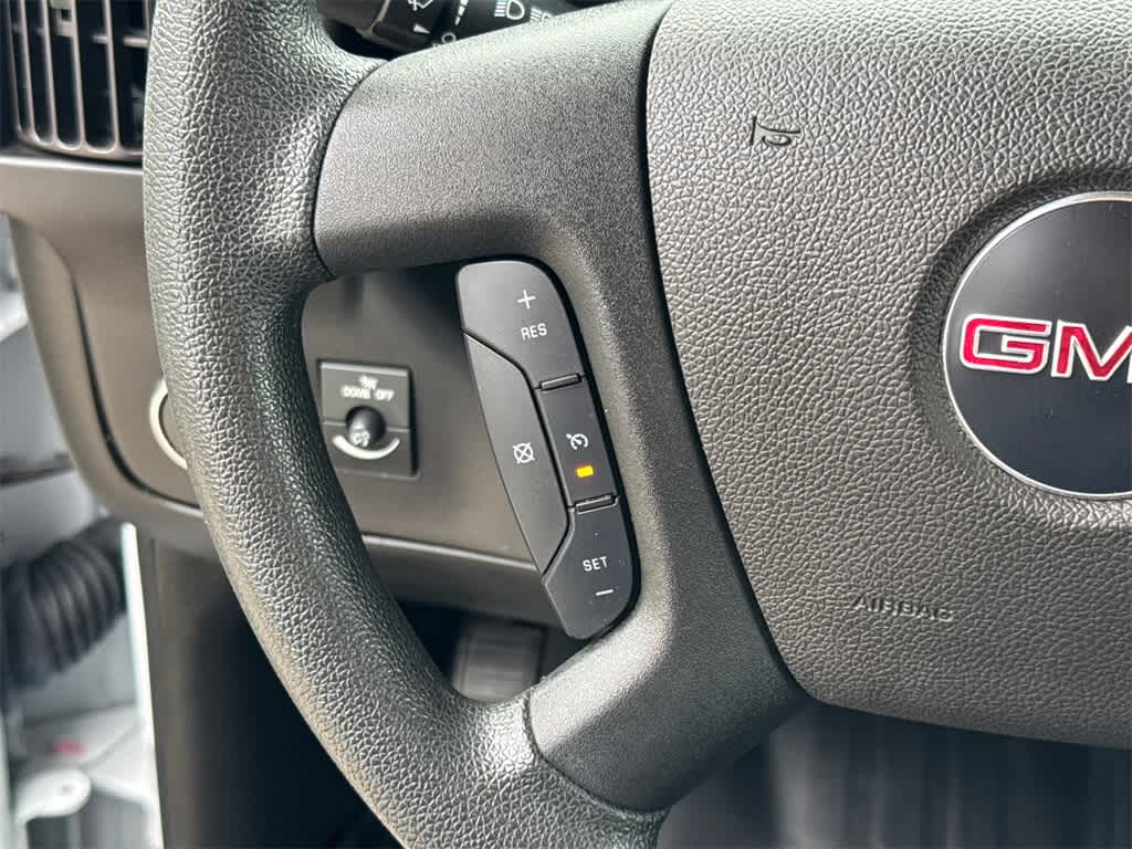 Thumbnail: 2023 GMC Savana - 22