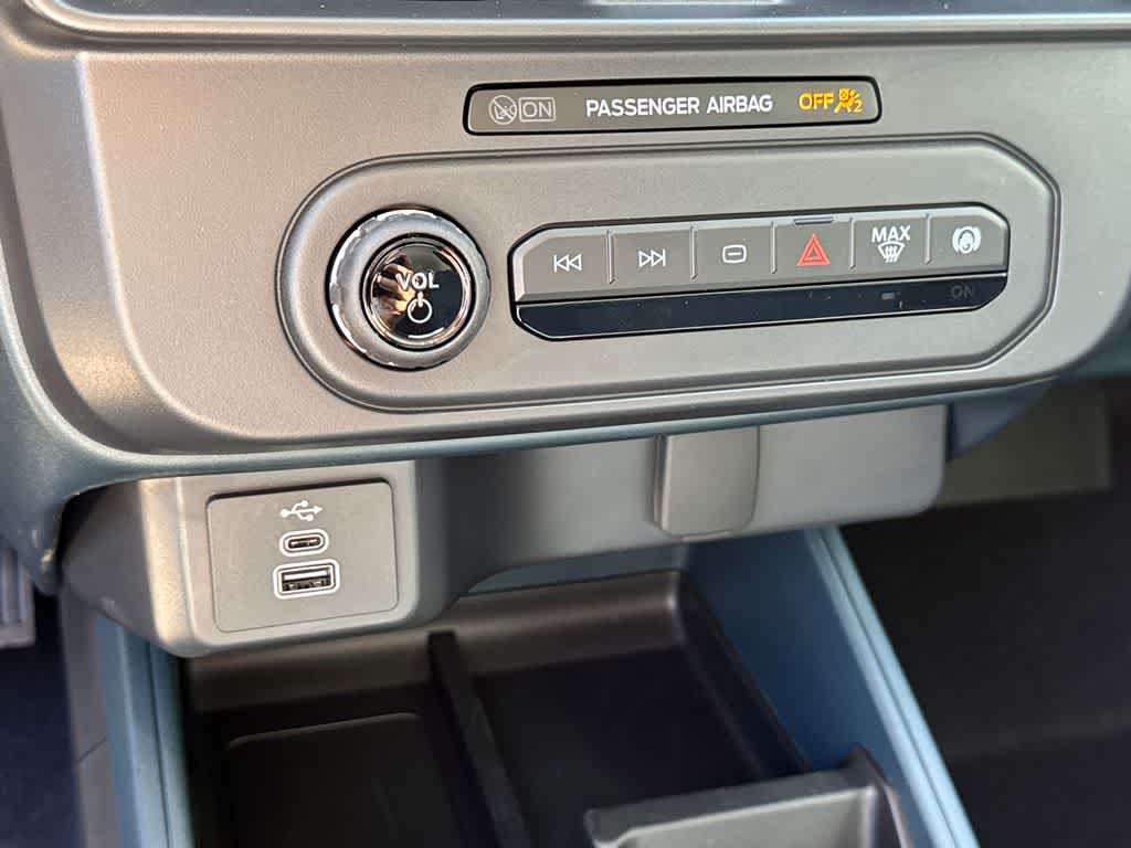 Thumbnail: 2025 Ford Maverick - 24