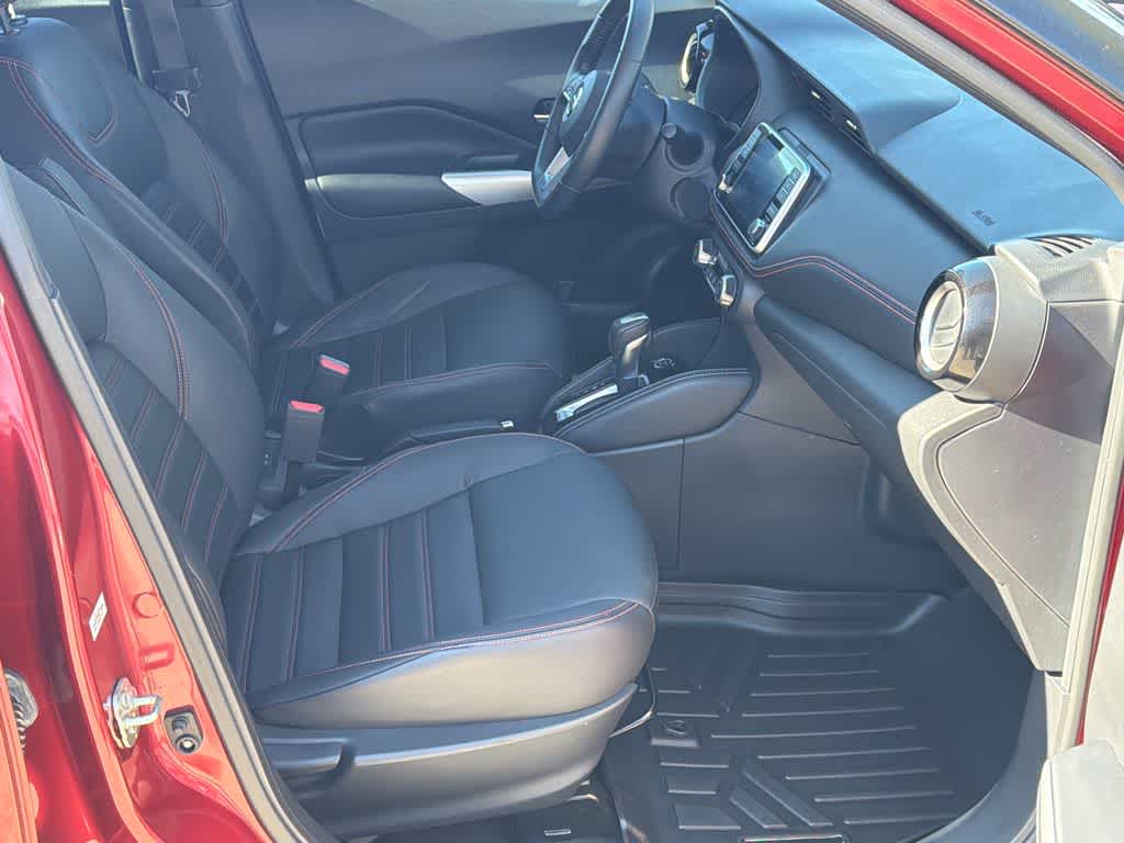 Thumbnail: 2019 Nissan Kicks - 12