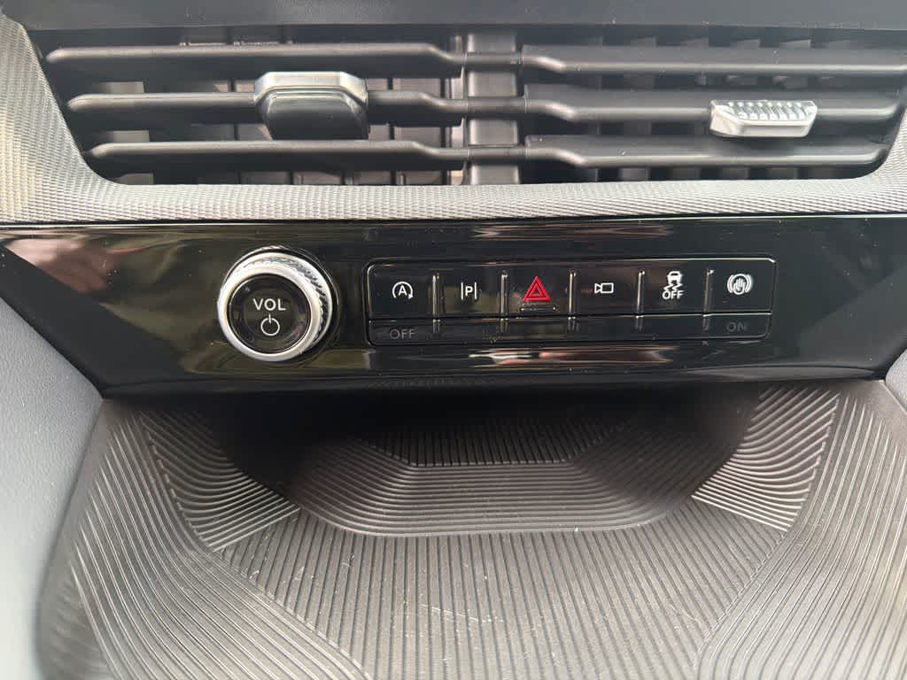 Thumbnail: 2026 Ford Explorer - 30