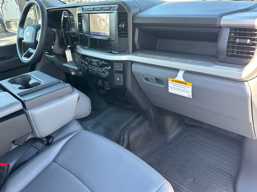Thumbnail: 2024 Ford F-250 - 13