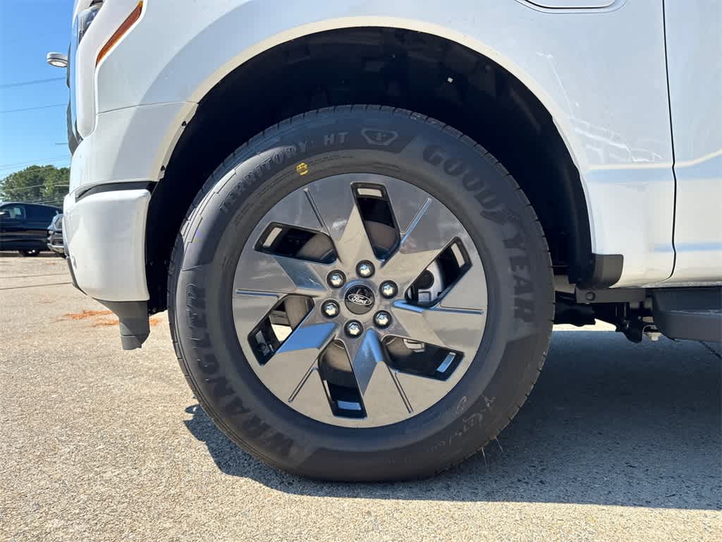 Thumbnail: 2025 Ford F-150 - 9