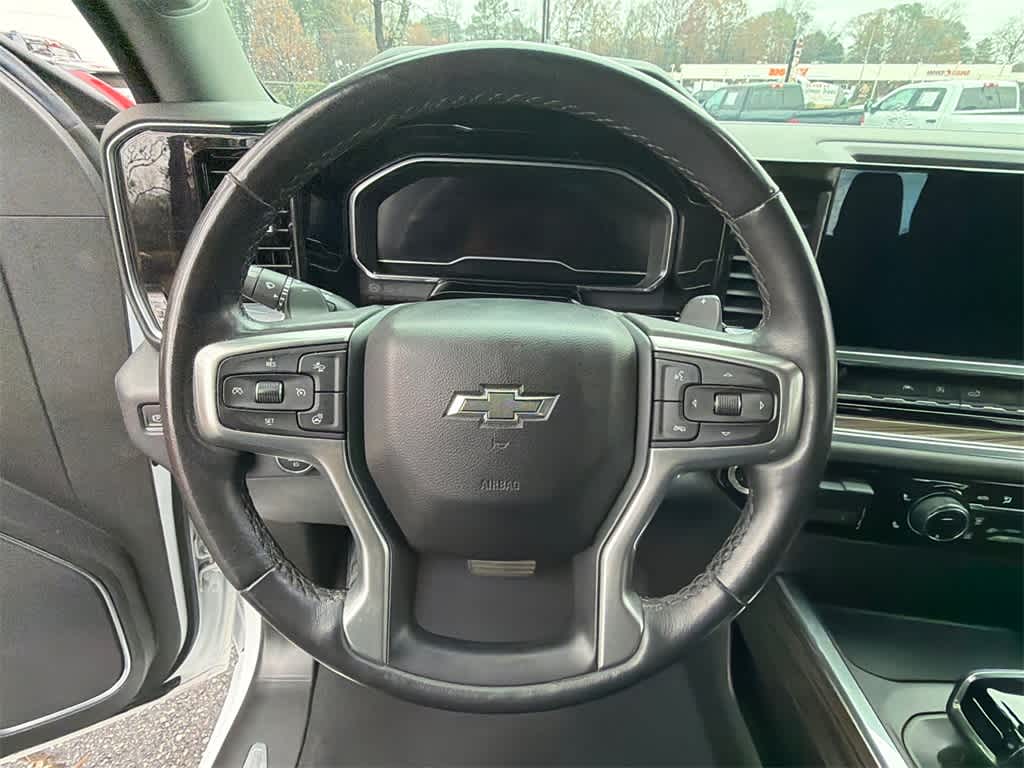 Thumbnail: 2023 Chevrolet Silverado 1500 - 21