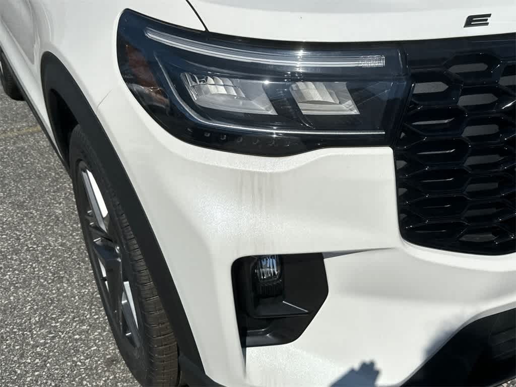 Thumbnail: 2025 Ford Explorer - 13