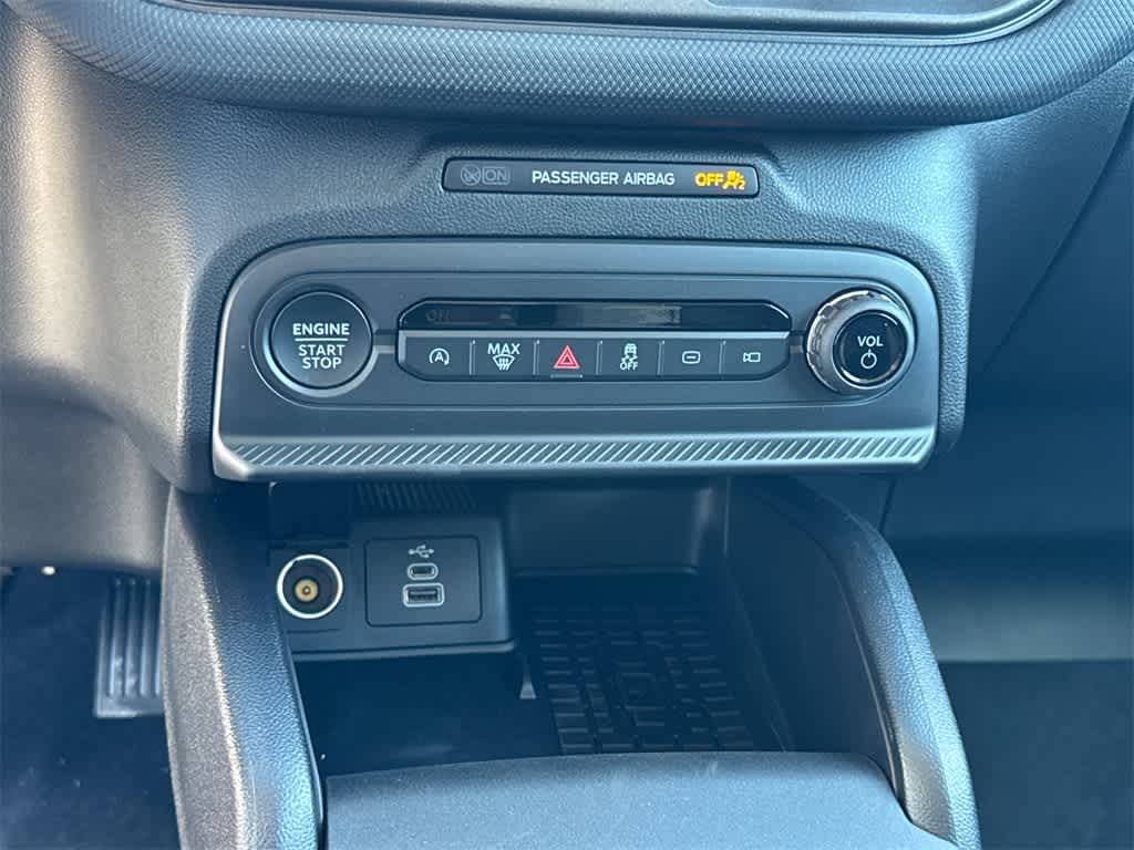 Thumbnail: 2025 Ford Bronco Sport - 28