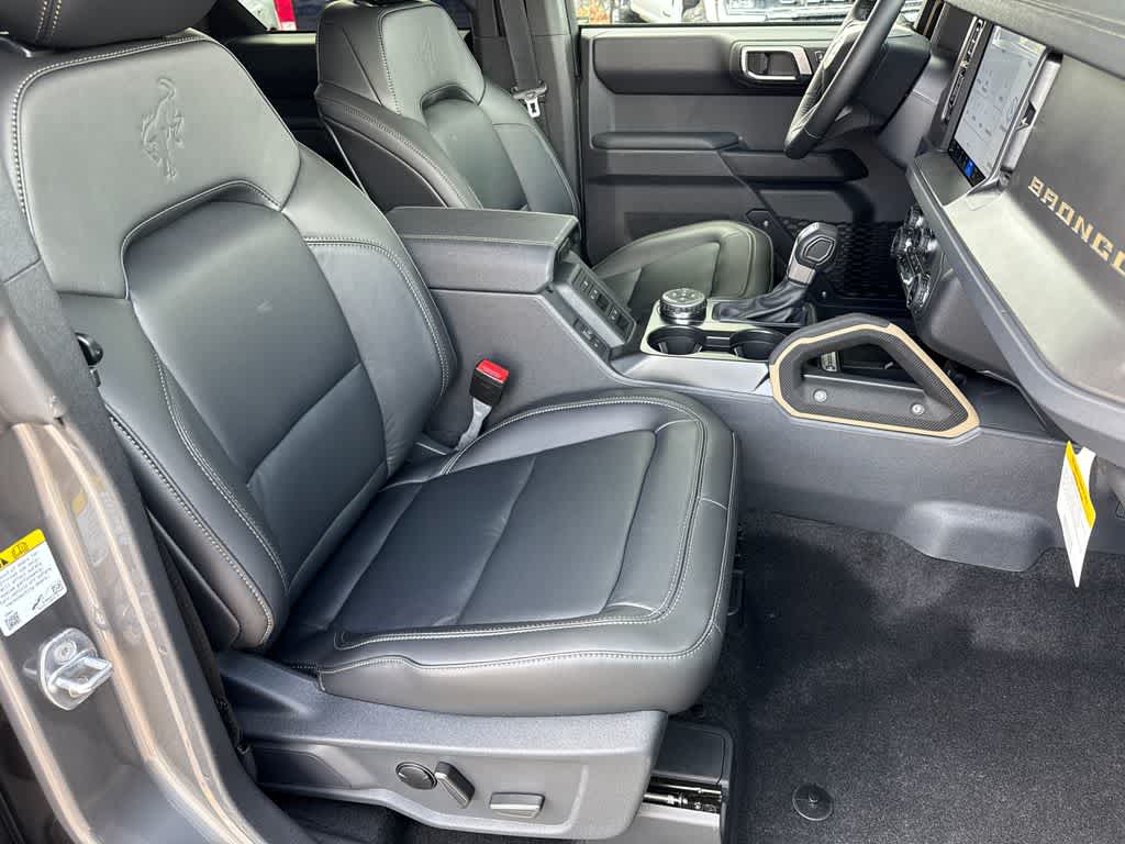 Thumbnail: 2025 Ford Bronco - 12