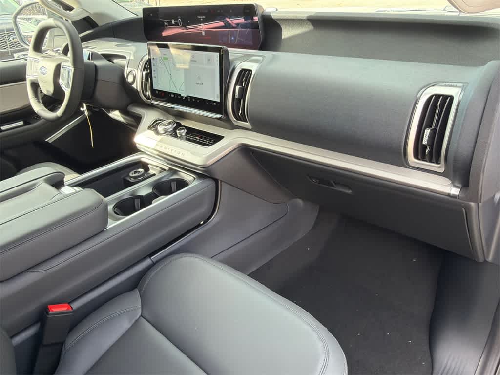 Thumbnail: 2026 Ford Expedition - 13