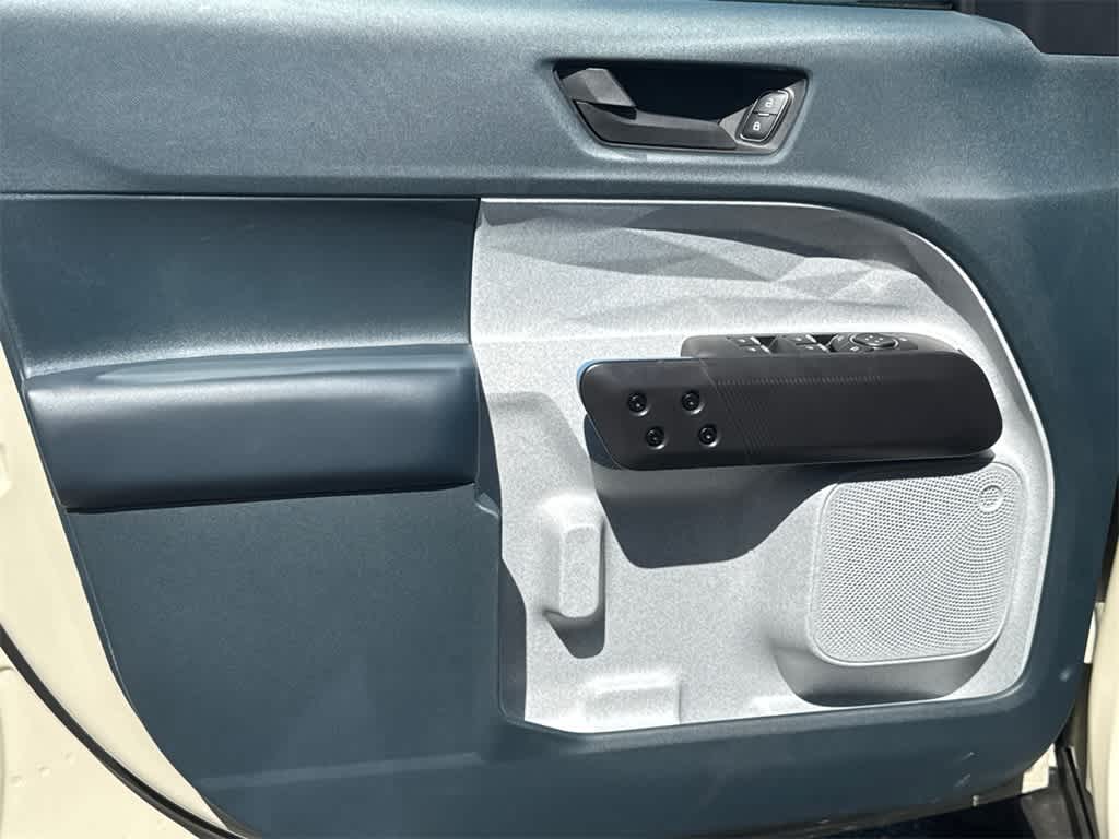 Thumbnail: 2025 Ford Maverick - 11