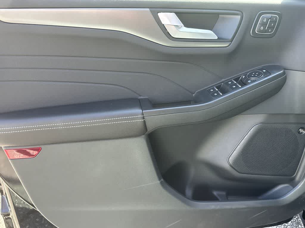 Thumbnail: 2025 Ford Escape - 11