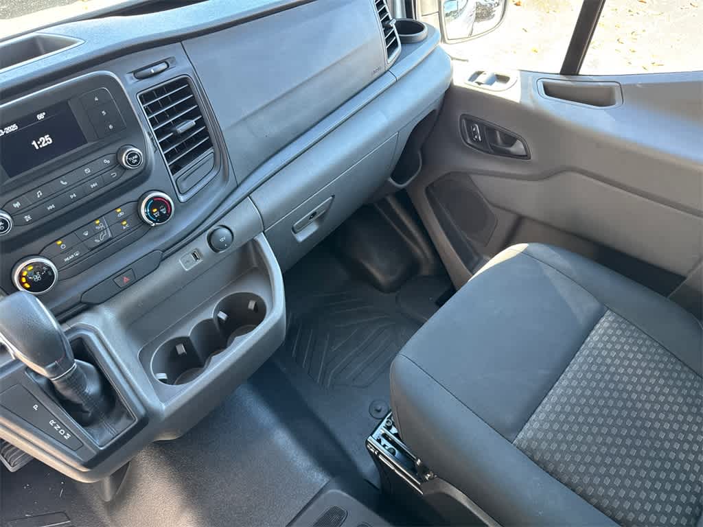 Thumbnail: 2023 Ford Transit Series - 17