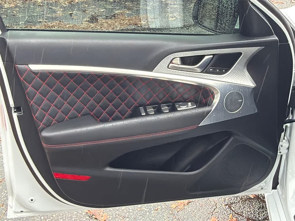 Thumbnail: 2023 Genesis G70 - 11