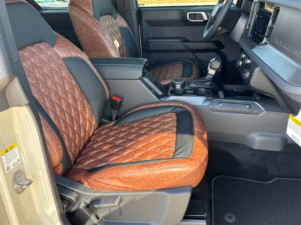 Thumbnail: 2025 Ford Bronco - 12