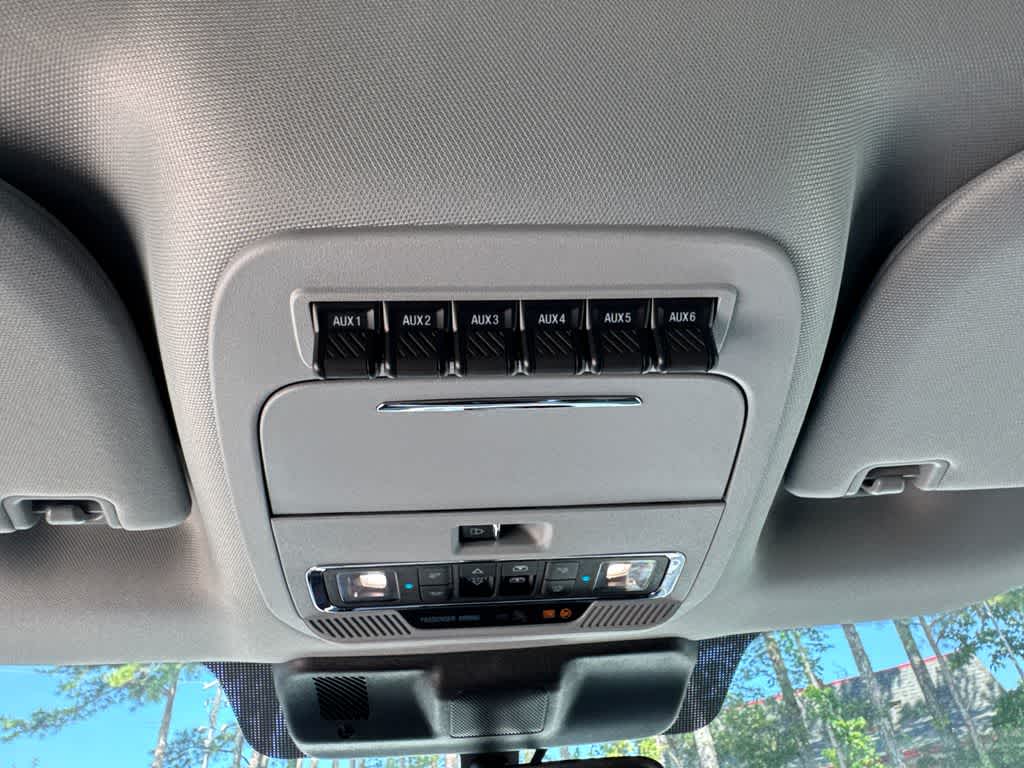 Thumbnail: 2025 Ford F-250 - 33