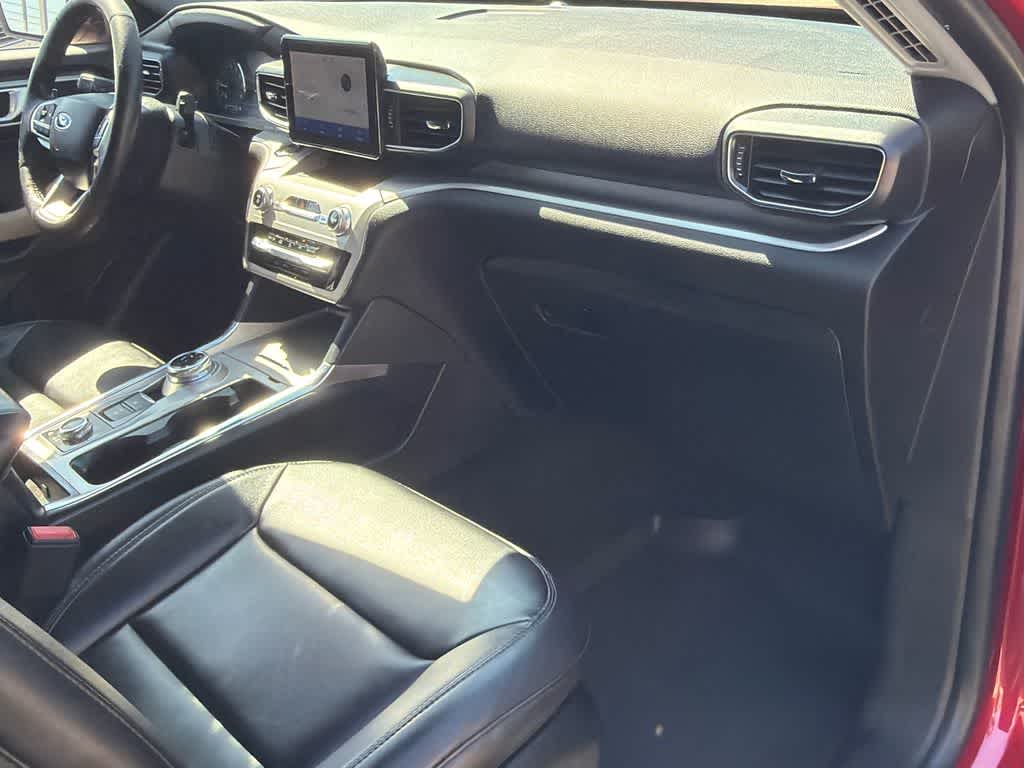 Thumbnail: 2022 Ford Explorer - 13