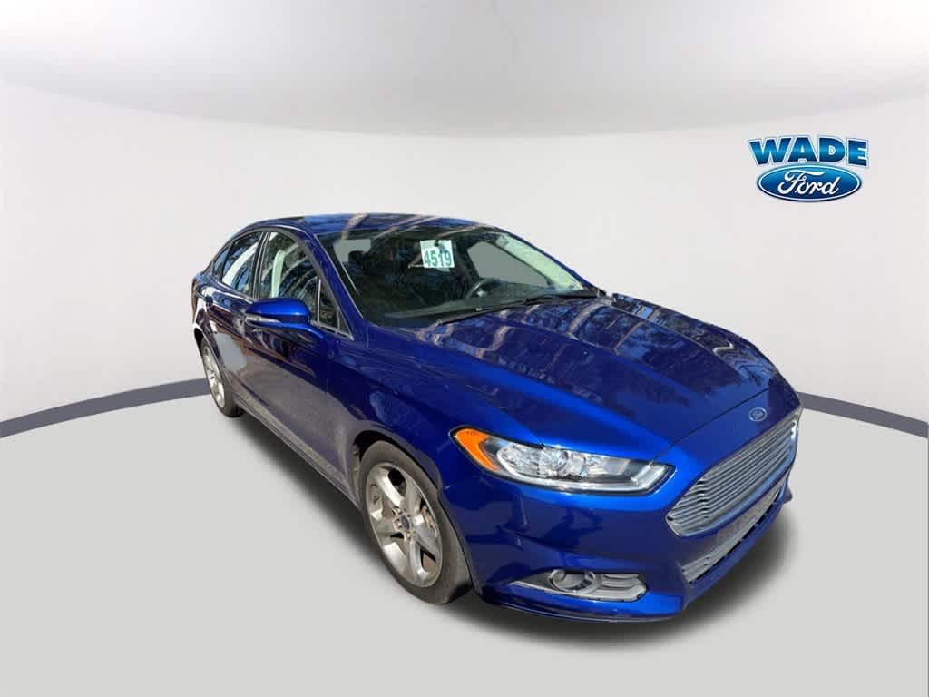 Thumbnail: 2016 Ford Fusion - 3