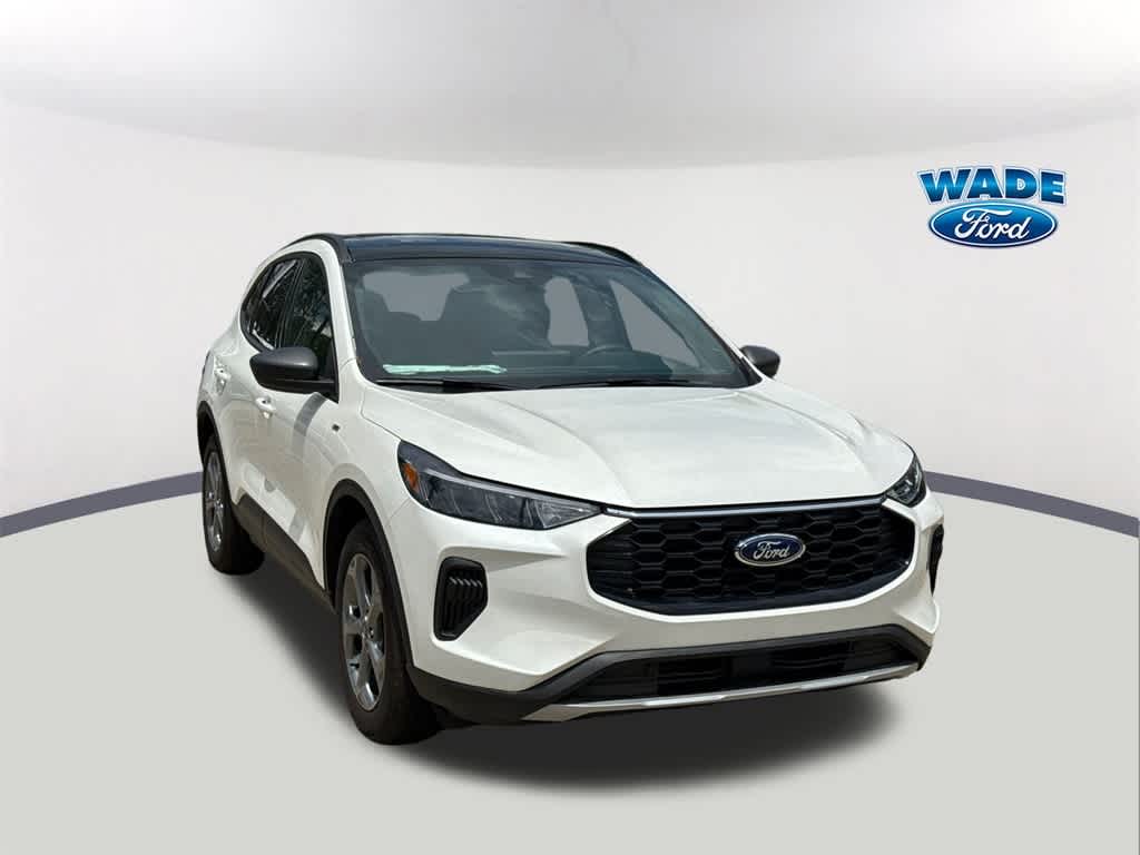 Thumbnail: 2025 Ford Escape - 3