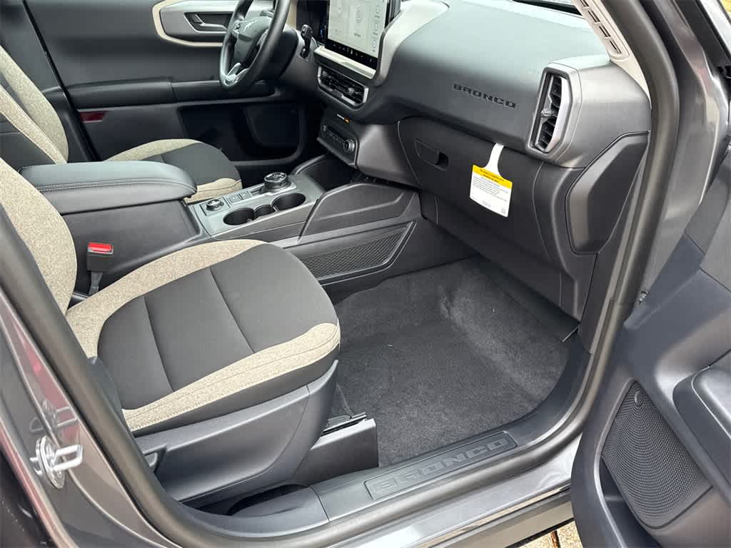 Thumbnail: 2025 Ford Bronco Sport - 13
