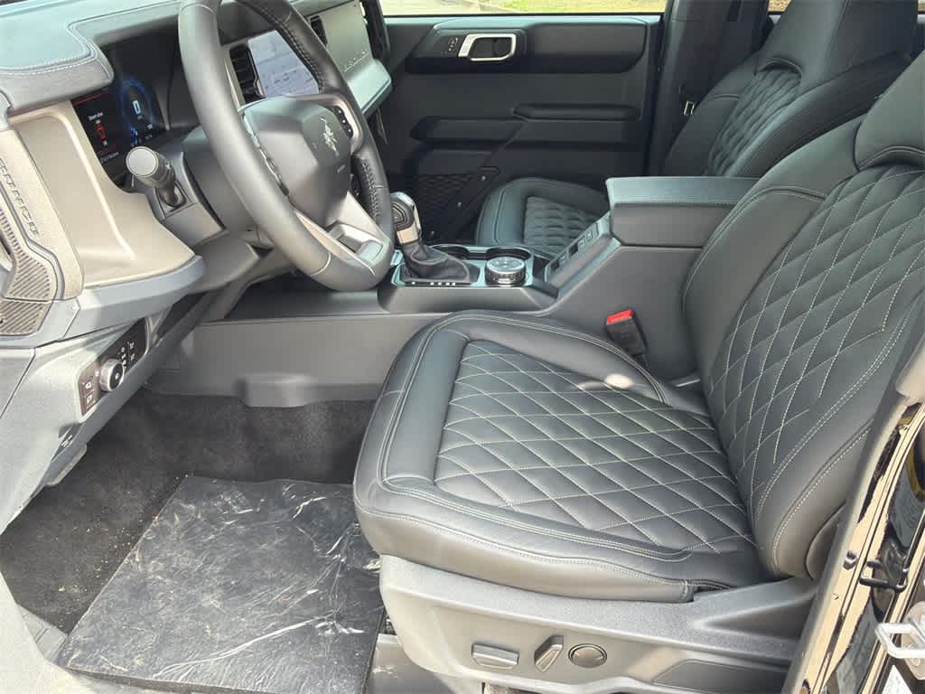 Thumbnail: 2025 Ford Bronco - 10