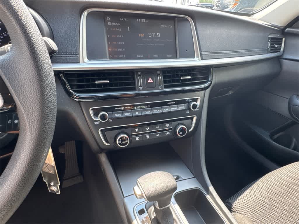 Thumbnail: 2020 Kia Optima - 25