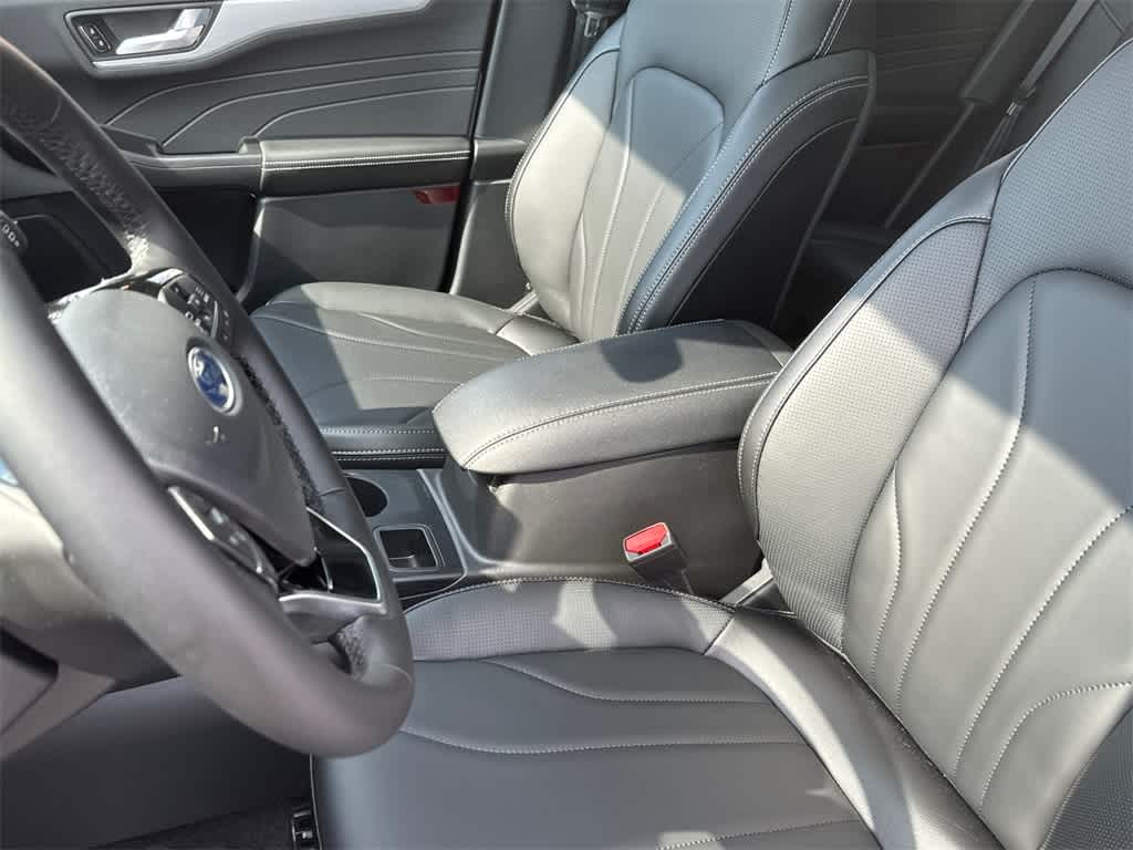 Thumbnail: 2025 Ford Escape - 12