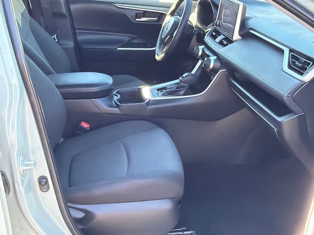 Thumbnail: 2023 Toyota RAV4 - 12