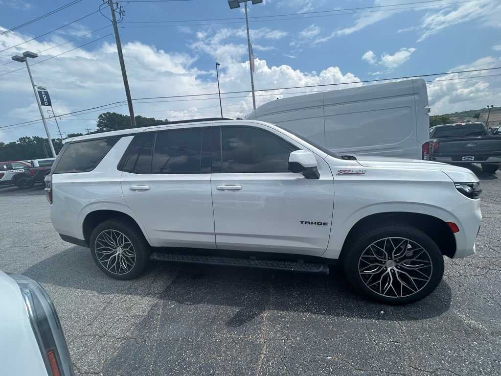 Thumbnail: 2022 Chevrolet Tahoe - 2