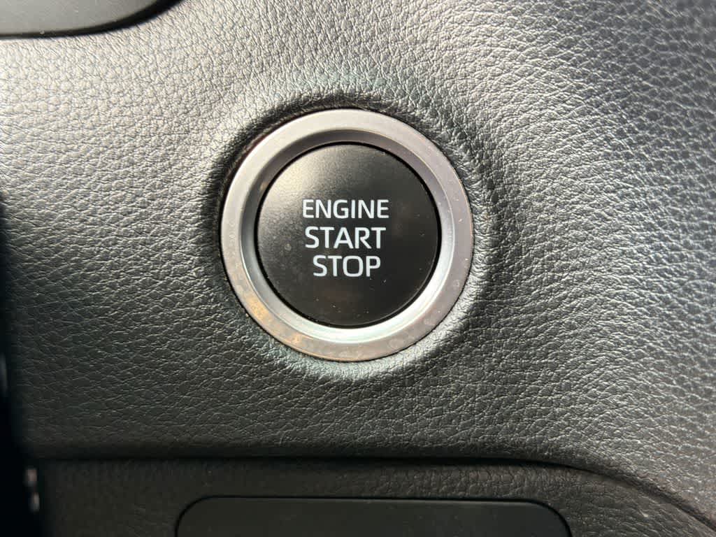 Thumbnail: 2022 Toyota Tundra - 29