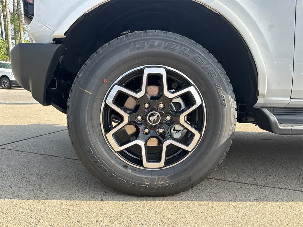 Thumbnail: 2025 Ford Bronco - 9