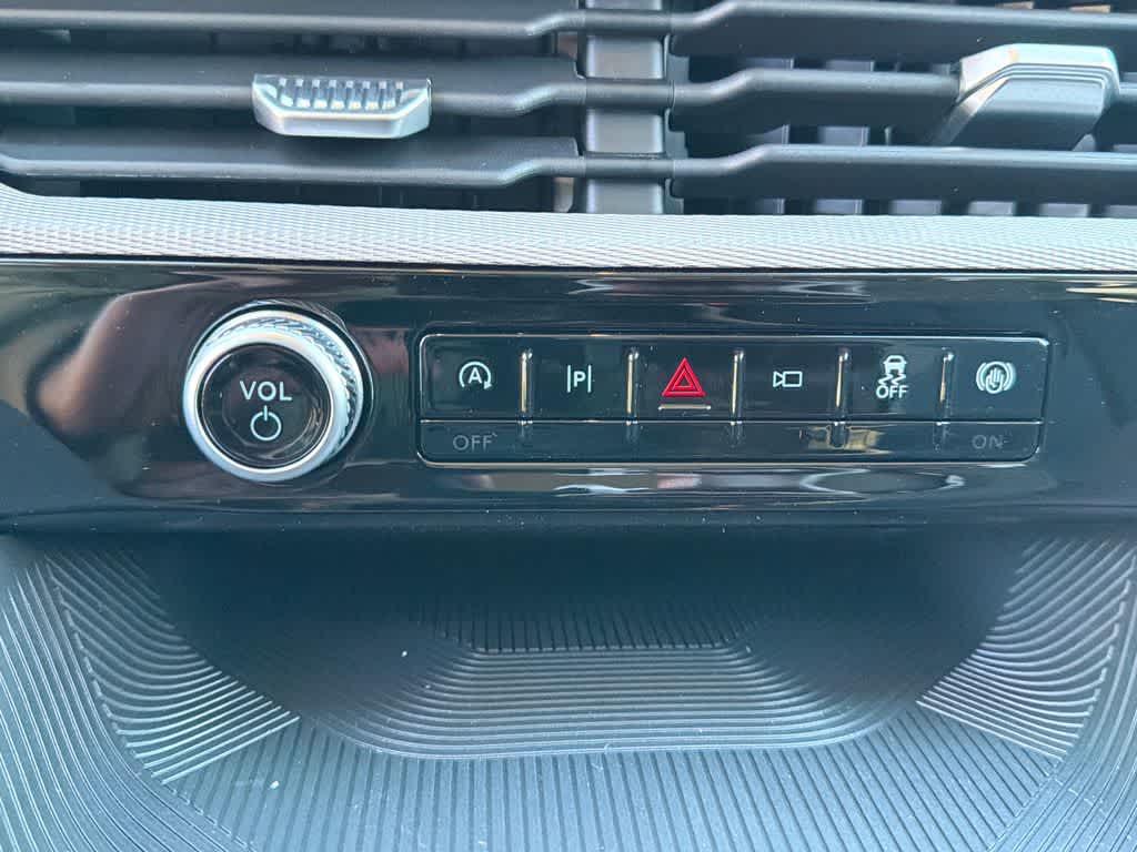 Thumbnail: 2026 Ford Explorer - 29