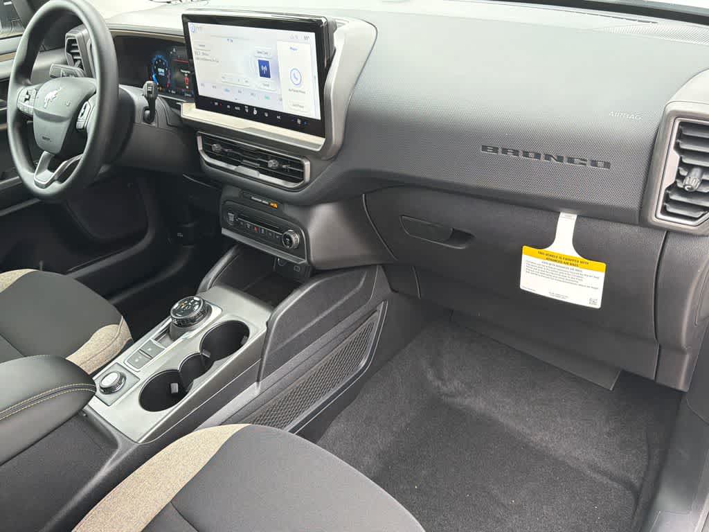 Thumbnail: 2025 Ford Bronco Sport - 13