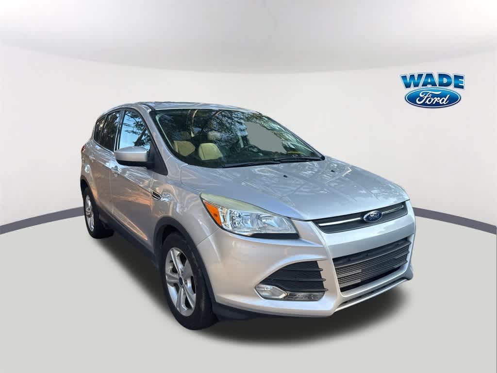 Thumbnail: 2015 Ford Escape - 3