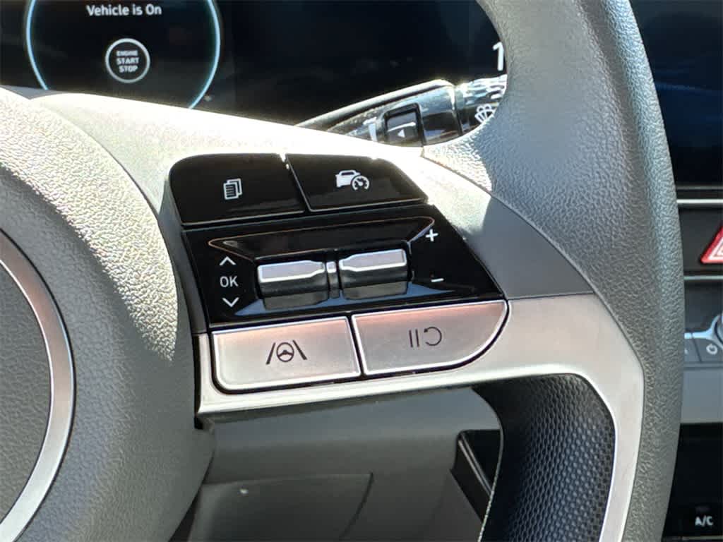 Thumbnail: 2024 Hyundai Elantra - 22