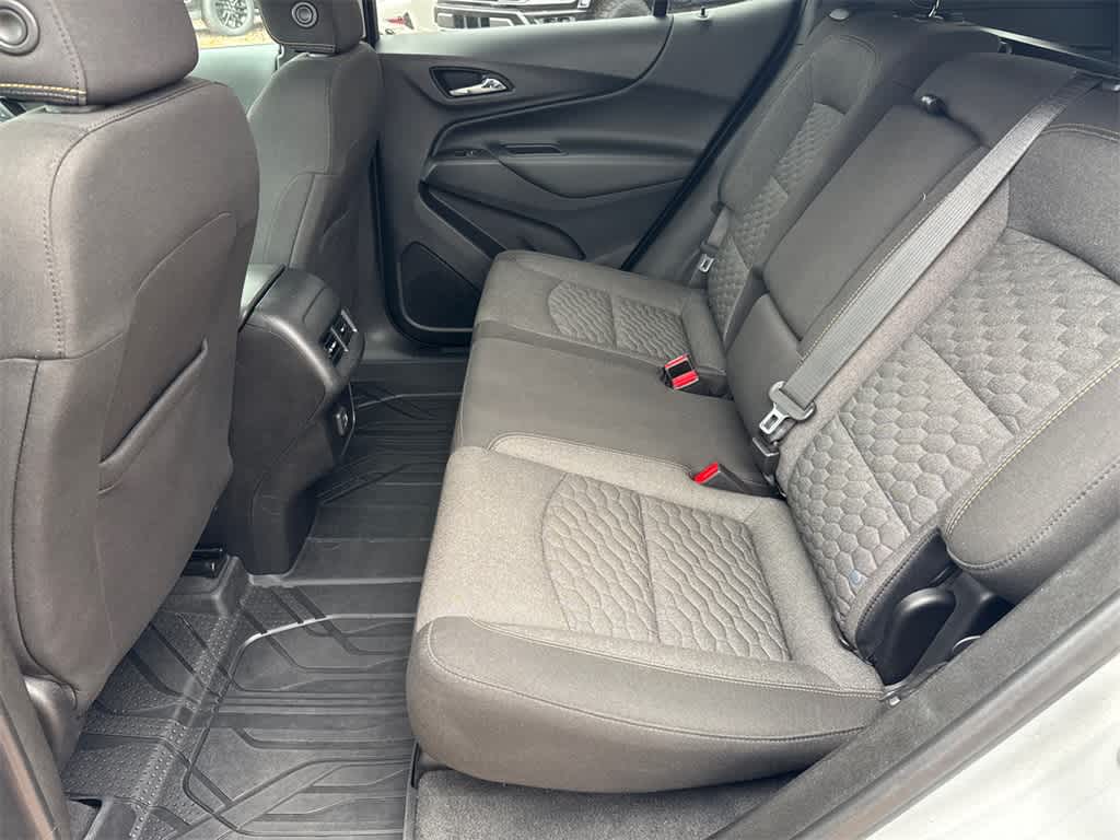 Thumbnail: 2020 Chevrolet Equinox - 17