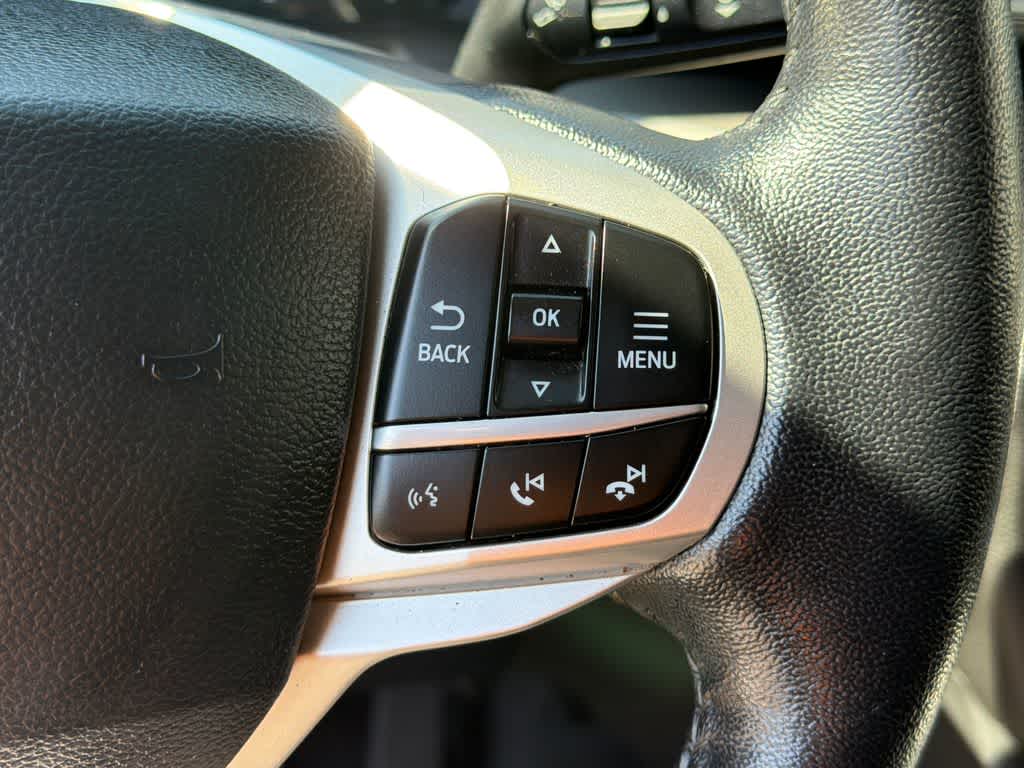 Thumbnail: 2022 Ford Explorer - 26