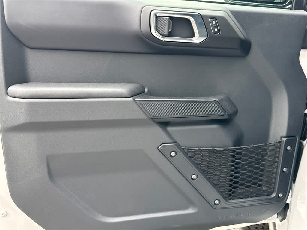 Thumbnail: 2025 Ford Bronco - 11