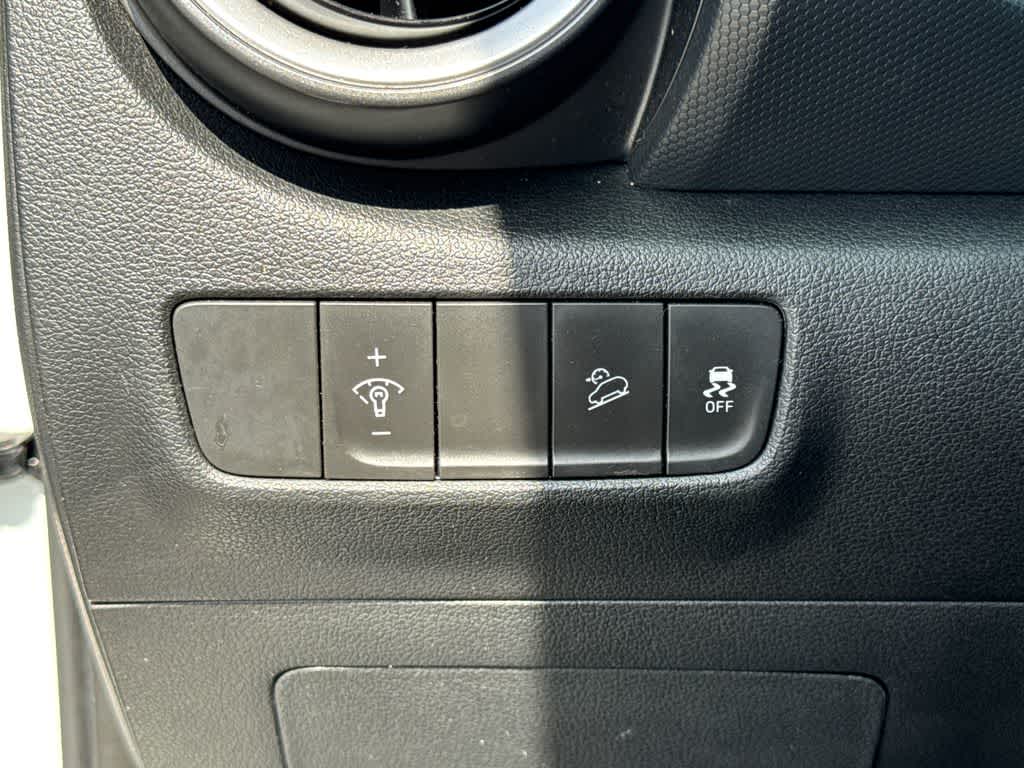 Thumbnail: 2023 Hyundai Kona - 30