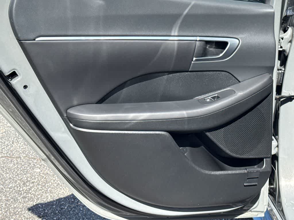 Thumbnail: 2023 Hyundai Sonata - 18
