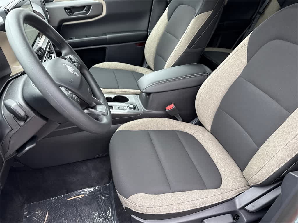 Thumbnail: 2025 Ford Bronco Sport - 12