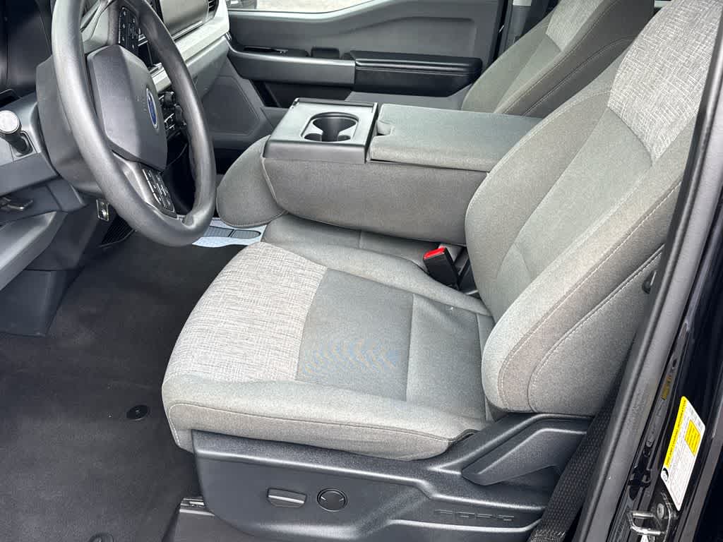 Thumbnail: 2025 Ford Econoline - 9