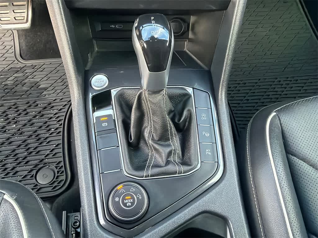 Thumbnail: 2022 Volkswagen Tiguan - 30