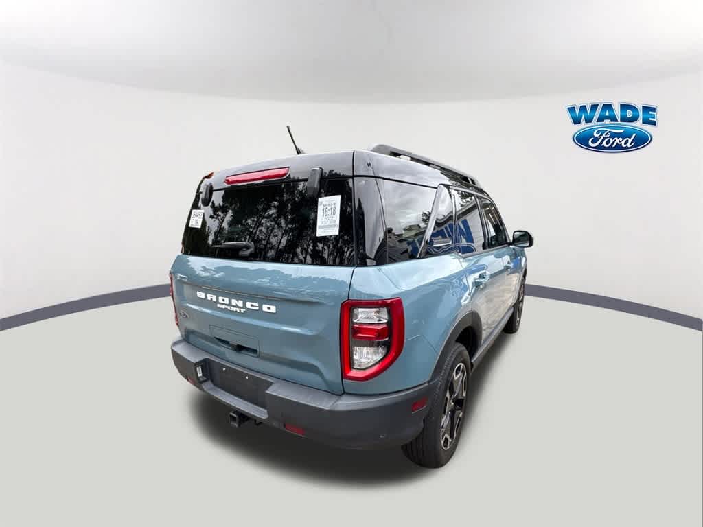 Thumbnail: 2022 Ford Bronco Sport - 5