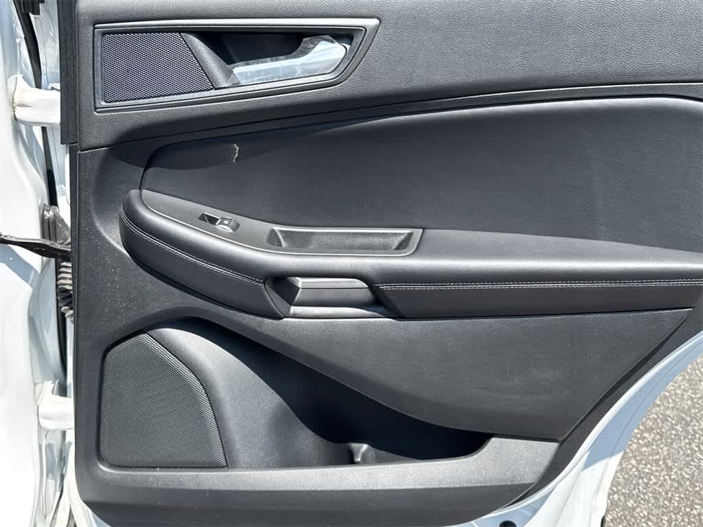 Thumbnail: 2024 Ford Edge - 15